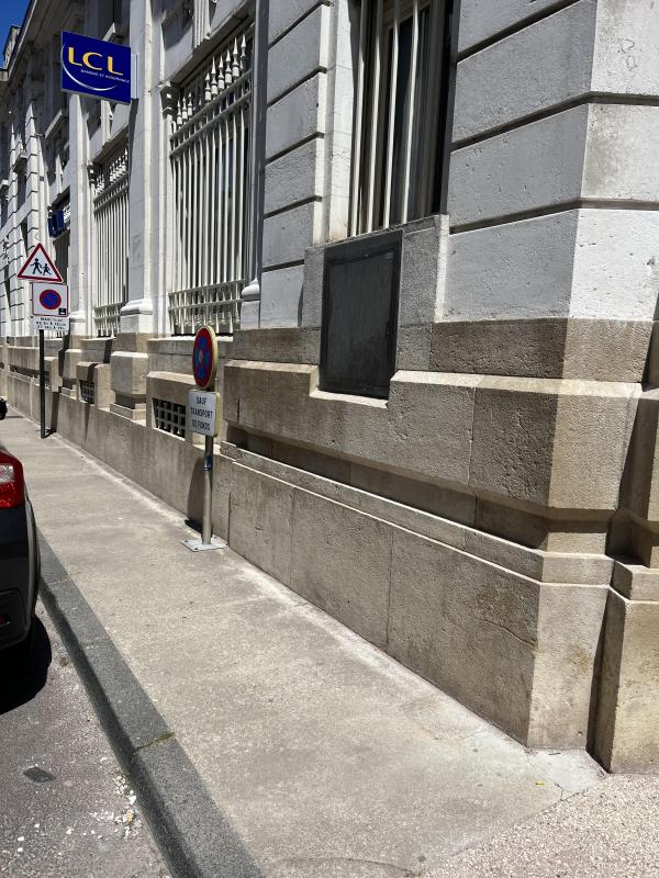 Façade APRES